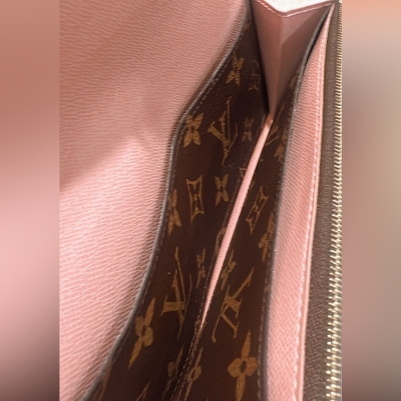 Authentic Louis Vuitton Bloom Flower Wallet✨ - Picture 9 of 16